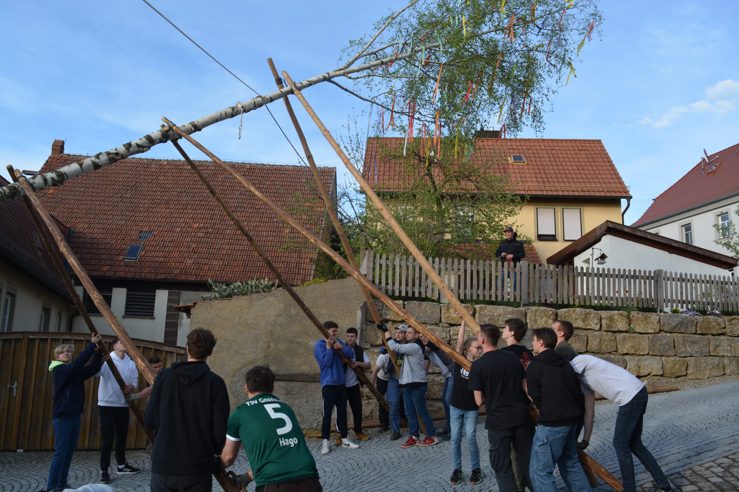 Maibaumaufstellen 2023